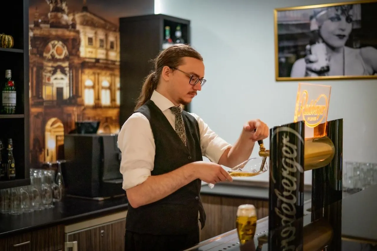 Achat Hotel Dresden Altstadt 3*,